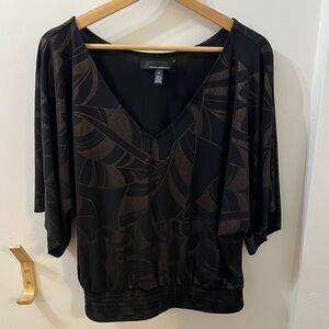 White House Black Market Floral Shiny Stretchy Blouse